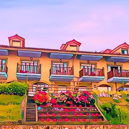 Casa De Las Flores - Apartamento Con Jardin Privado Frente A La Playa De Комильяс Экстерьер фото