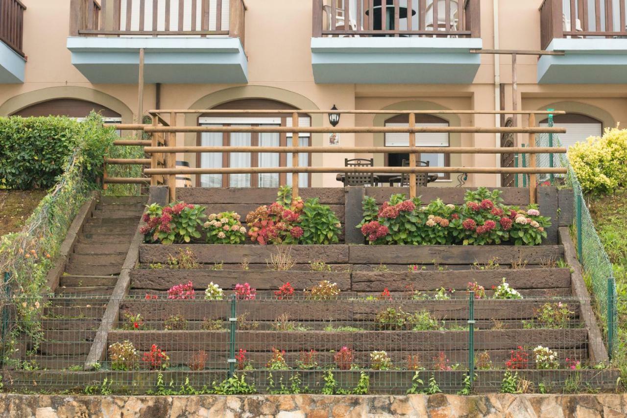 Casa De Las Flores - Apartamento Con Jardin Privado Frente A La Playa De Комильяс Экстерьер фото